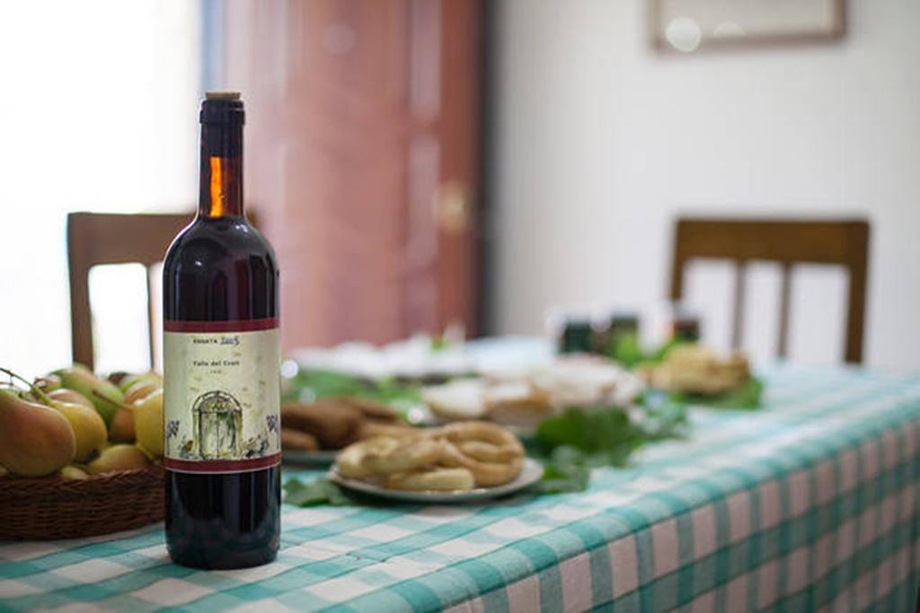 Agriturismo Miracco Atanasio Franco "Il Maniero" Santa Sofia d'Epiro Luaran gambar