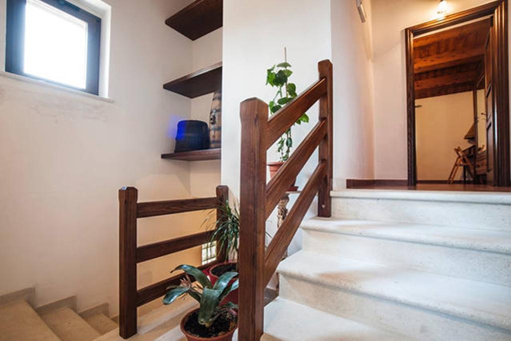 Agriturismo Miracco Atanasio Franco "Il Maniero" Santa Sofia d'Epiro Luaran gambar